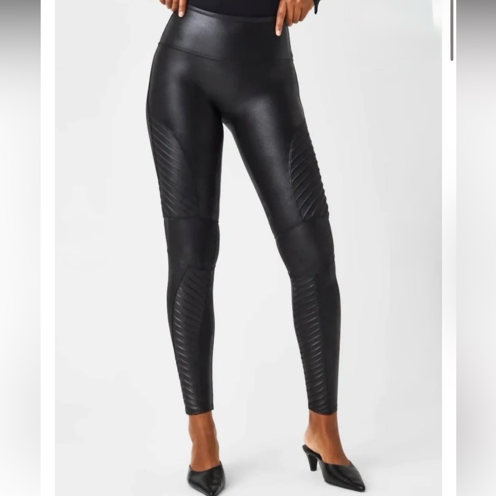 Spanx Faux Leather Moto Leggings – Size Medium – Excellent Like-New Condition